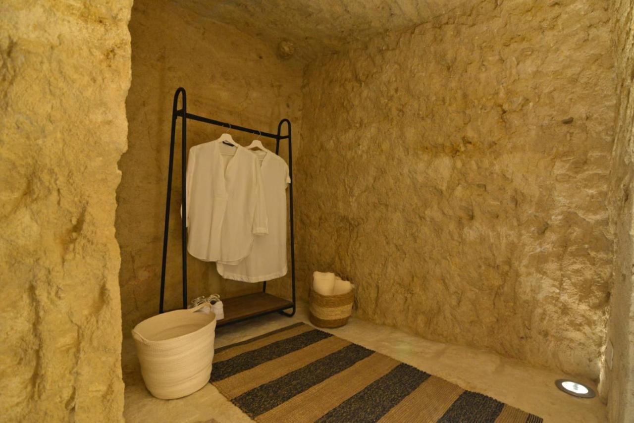 Apartment Grotta Gea Luxury Con Piscina & Matera
